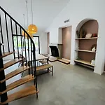 Dom wakacyjny La Casa M-maison Ideale Pour Groupes Familles Amis 12 Personnes Au Calme Avec Piscine *
