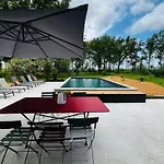 Dom wakacyjny La Casa M-maison Ideale Pour Groupes Familles Amis 12 Personnes Au Calme Avec Piscine Sainte-Helene (Gironde)