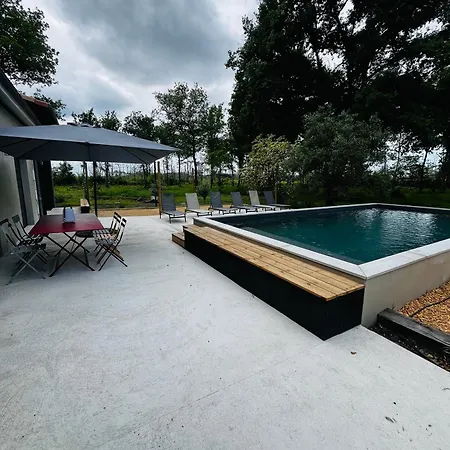 La Casa M بيت للعطل *