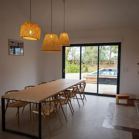 Dom wakacyjny La Casa M-maison Ideale Pour Groupes Familles Amis 12 Personnes Au Calme Avec Piscine *