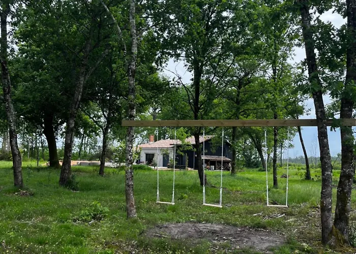 Дом отдыха La Casa M Sainte-Helene (Gironde)